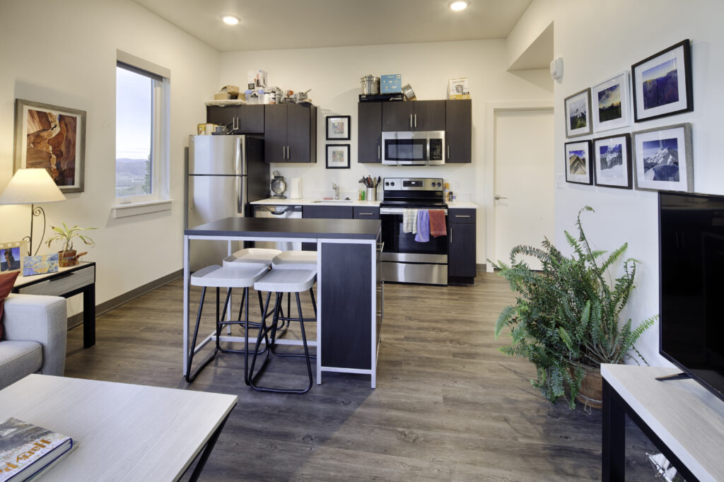 APARTMENTS Residences at Utah Olympic Park